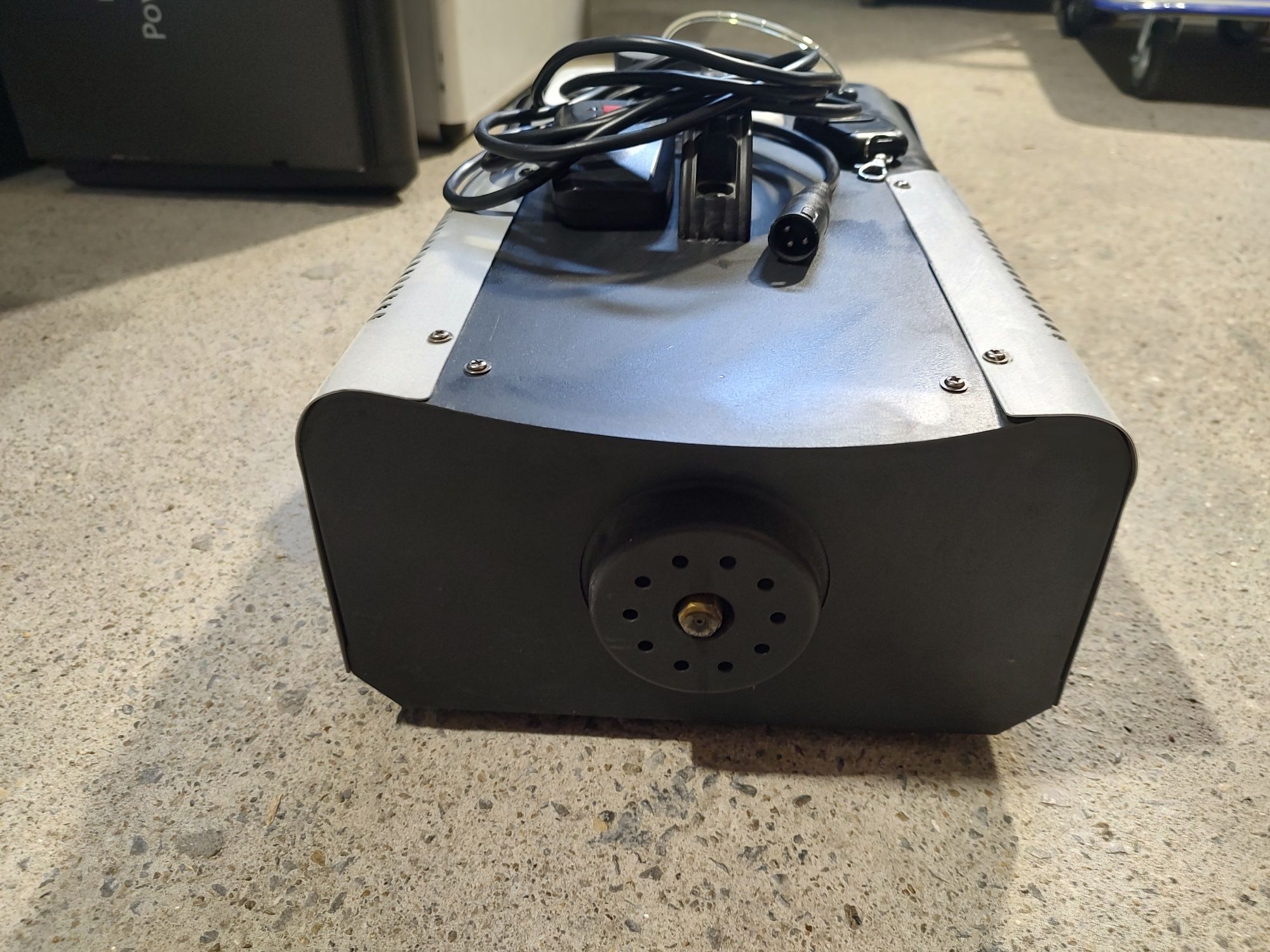 Продавам Fog Machine