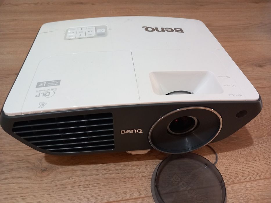 Videoproiector Benq 3D stare perfectă.