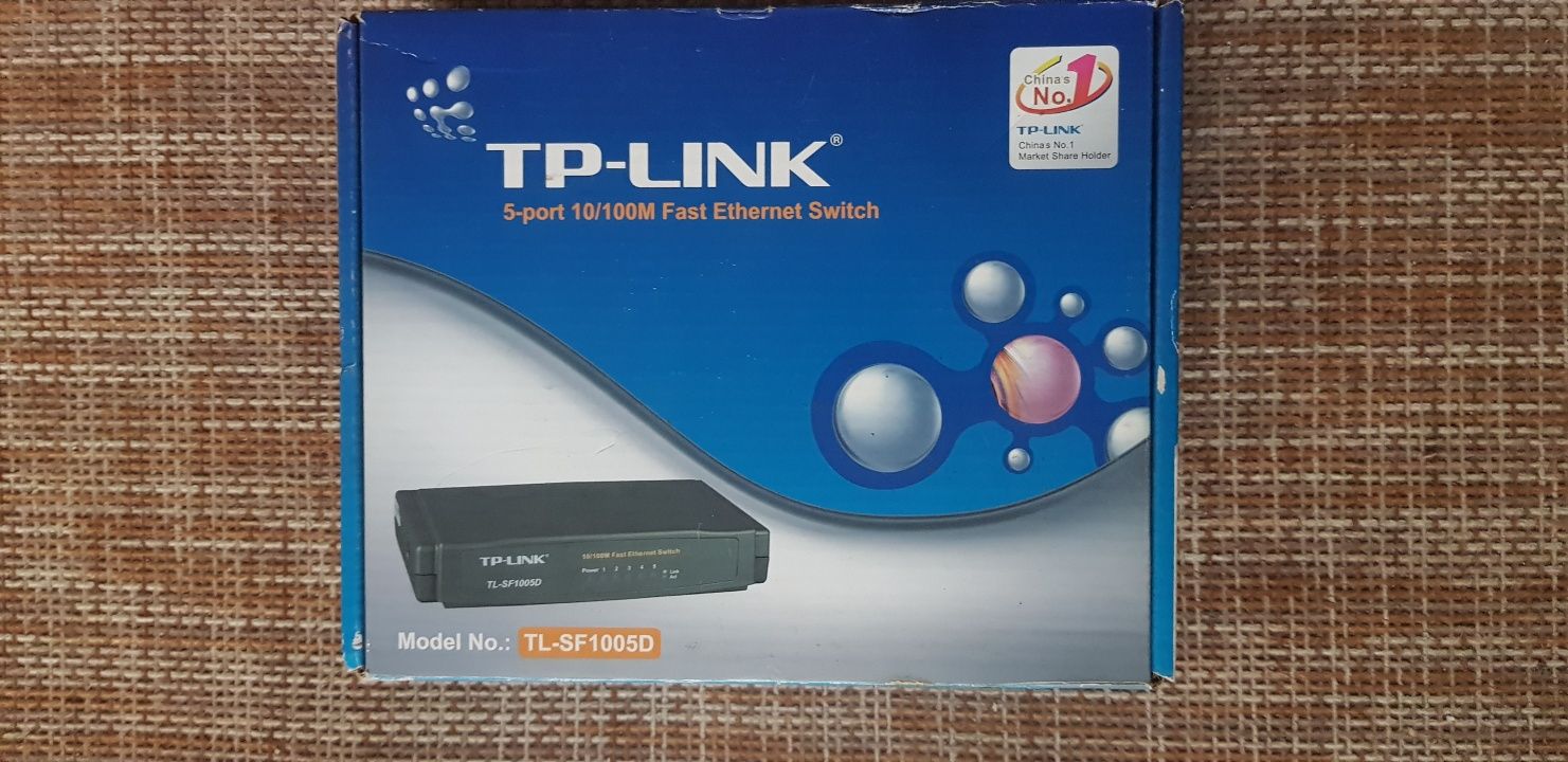 Vând TP LINK TL-SF1005D switch distribuitor nou, nefolosit, în cutie