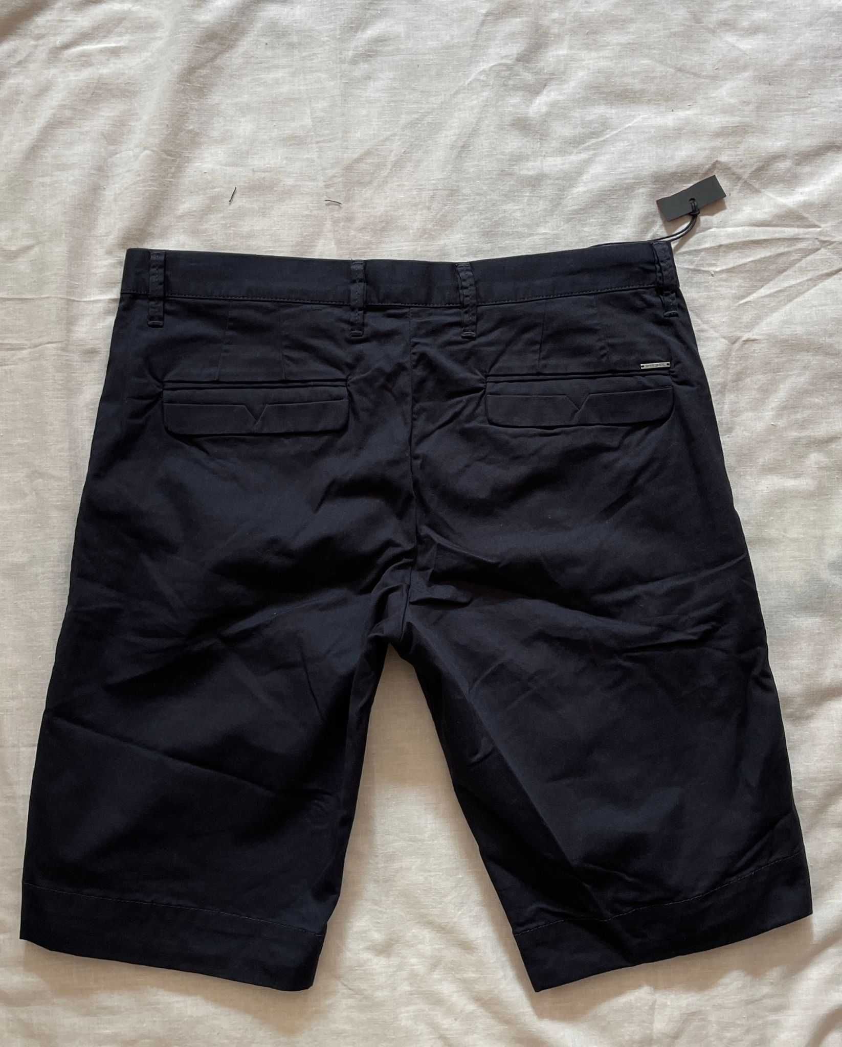 DIESEL, pantaloni scurti chinos, W30 (41cm talie)