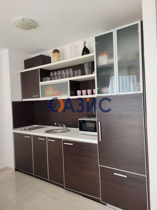 Продава се Тристаен апартамент в Свети Влас - 188 кв.м за 1410 €/кв.м - Снимка #13