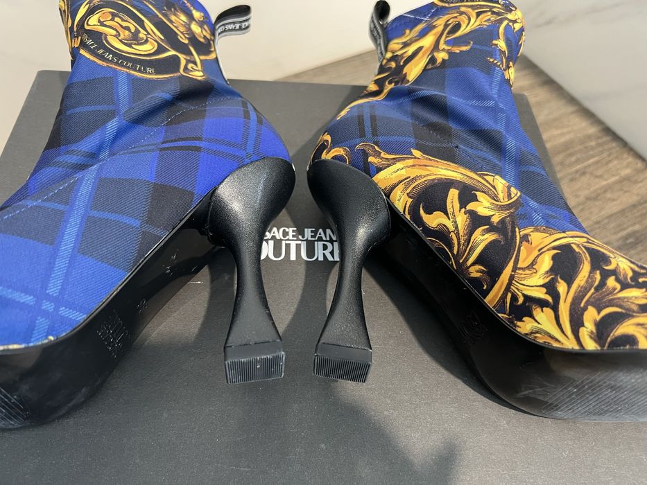 Боти на Versace Jeans Couture