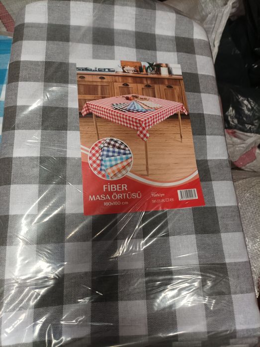 Памучни покривки за маса