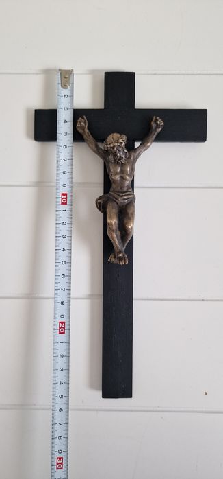 3 Crucifixuri vechi din bronz și lemn,E Huber 1983