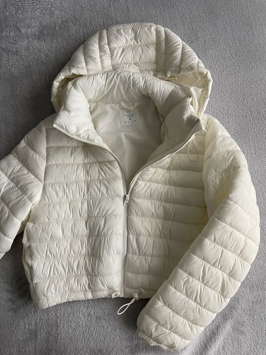 Дамско шушлеково яке