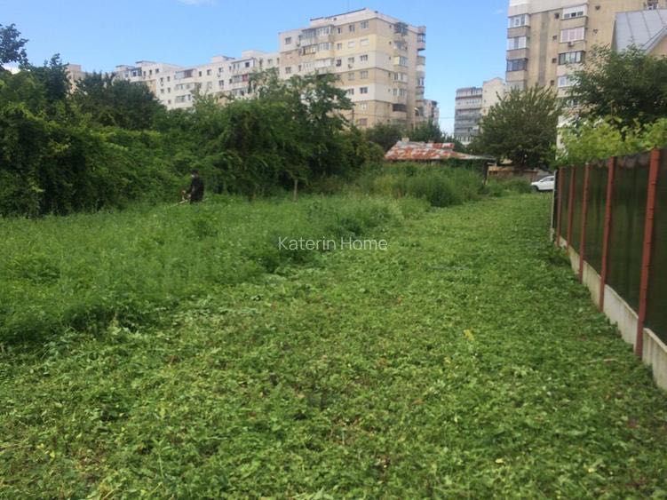 Vânzare teren intravilan construcții – Bulevardul București, Ploiești