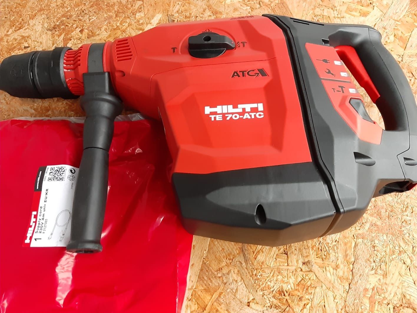 Hilti rotopercutor Te 70 nou