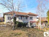 190024 Къща с 5 спални в с. Полско Косово, на 11 км от гр. Бяла, Русе