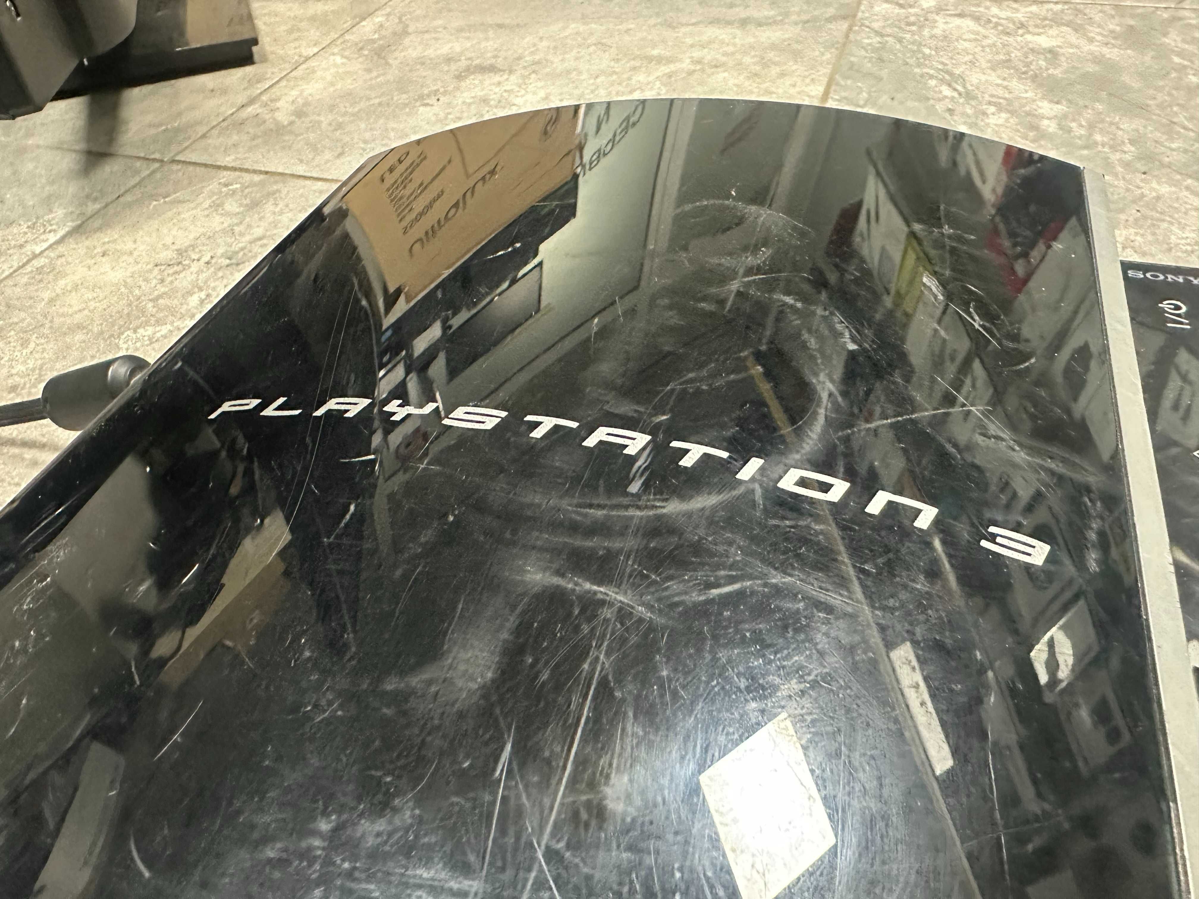 PlayStation 3 500GB /ps3 с два джойстика и игри
