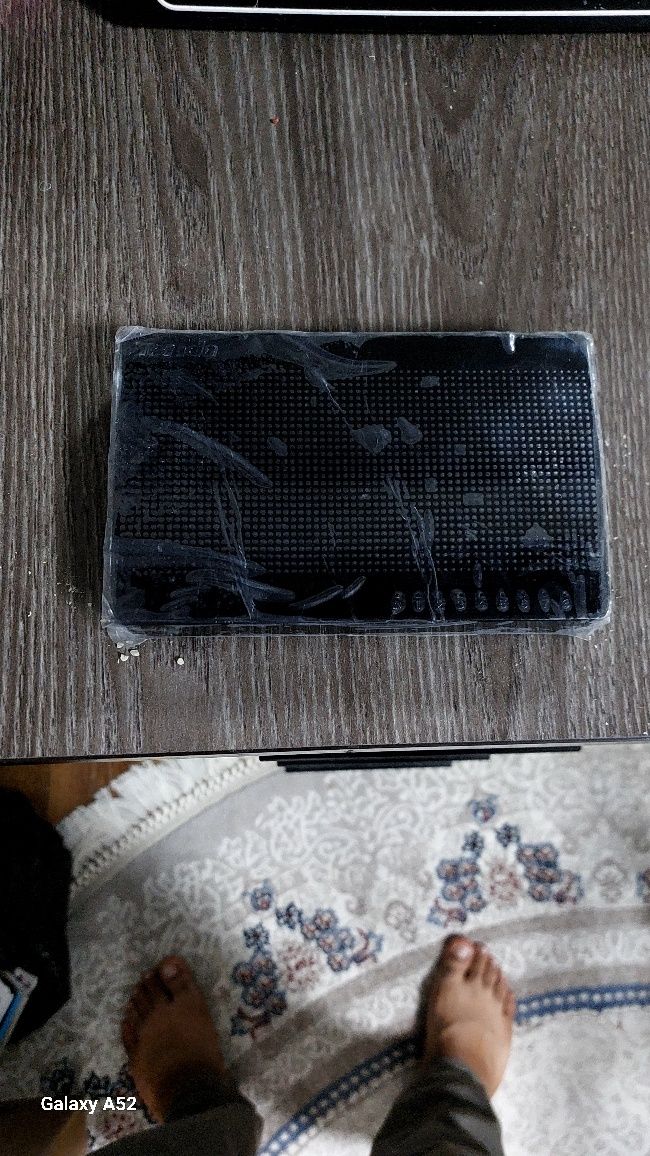 Wifi rottir 2 ta kichkina 1 kotta  kichina 100 ming kotta 150 ming