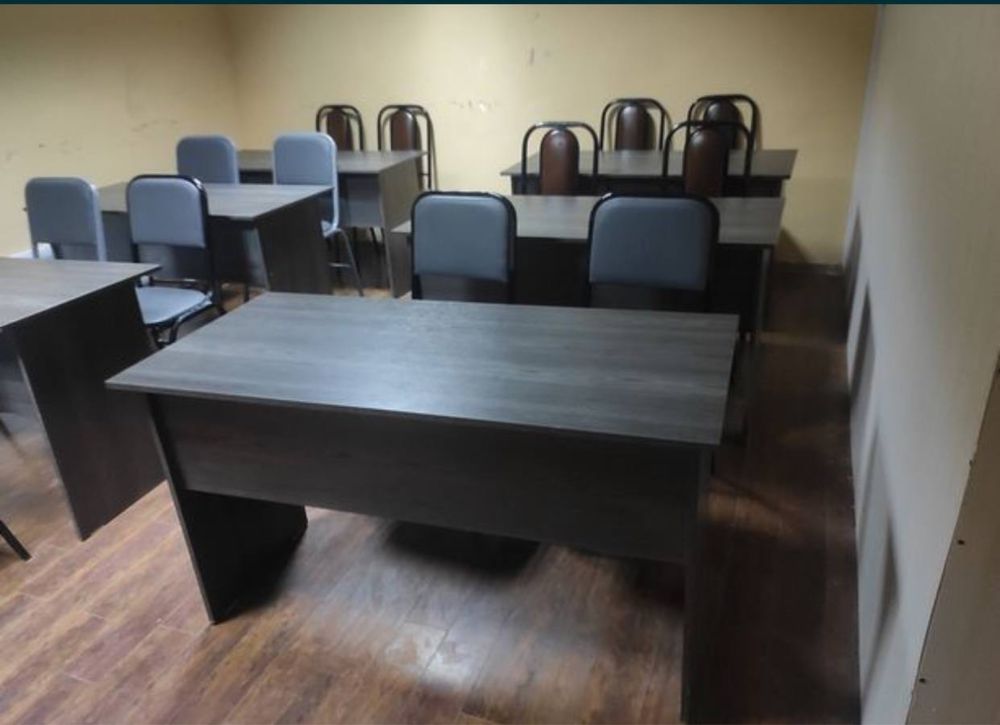 O’quv markaz uchun parta va stullar