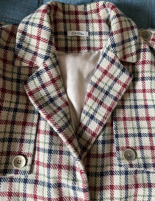 Пальто из шерсти в клетку от Казахстанского бренда Aisho