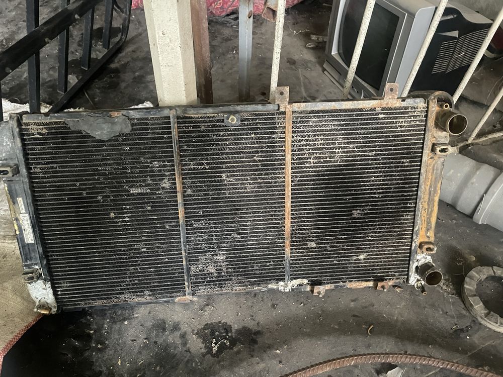 Radiator sotiladi 200 ming