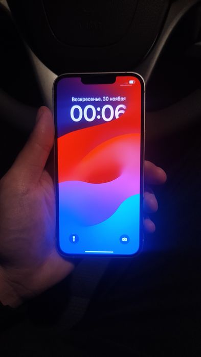Iphone 13 в хорошем состоянии