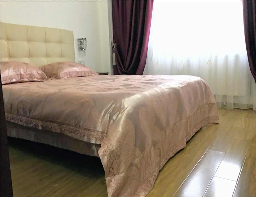 Centrul Civic - apartament 2 camere elegant - str. Toamnei