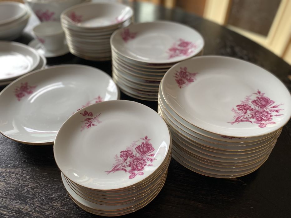 Servici de masa vechi