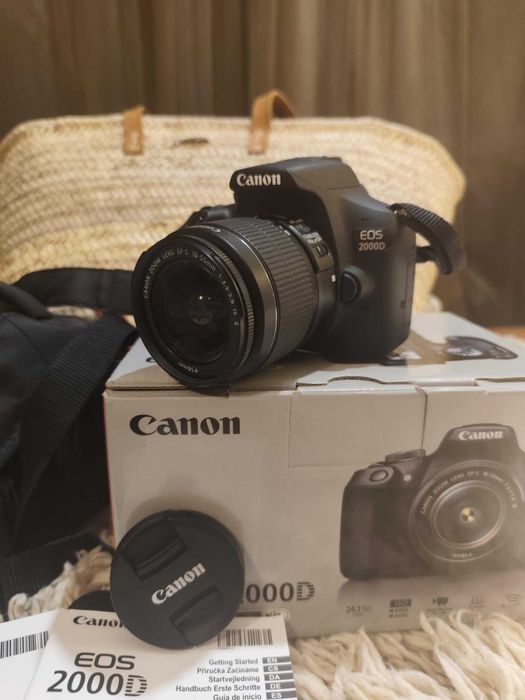 Продавам Canon 2000D на около 200 кадъра