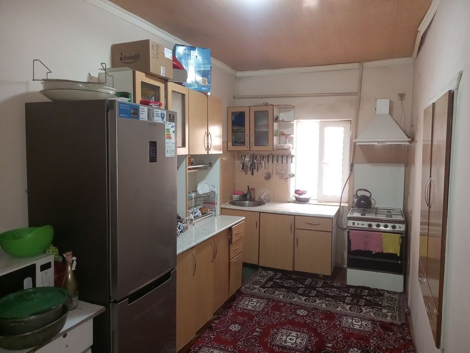 Ховли жой сотилади