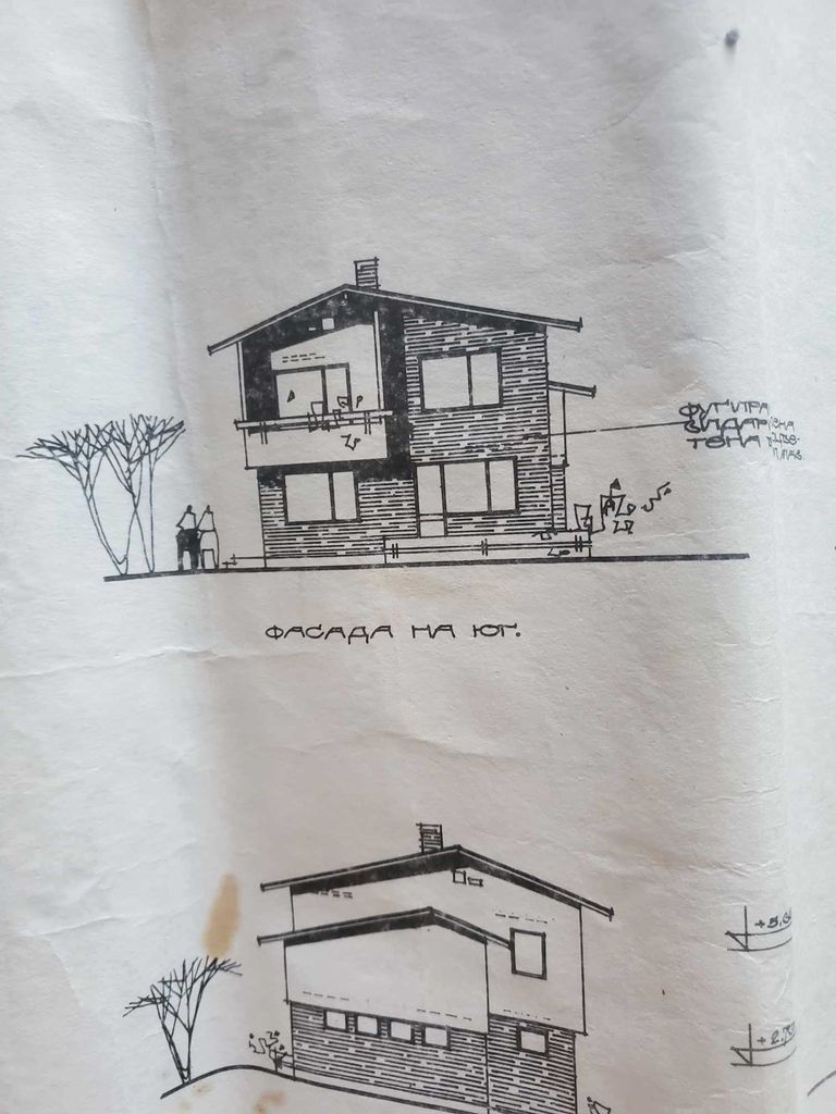 Продава се Парцел в Карлово - 740 кв.м за 35 €/кв.м - Снимка #1