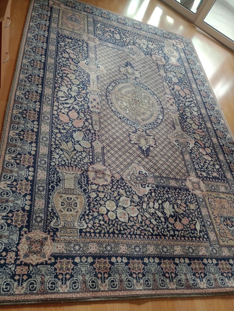 Персийски килим 2/3 метра