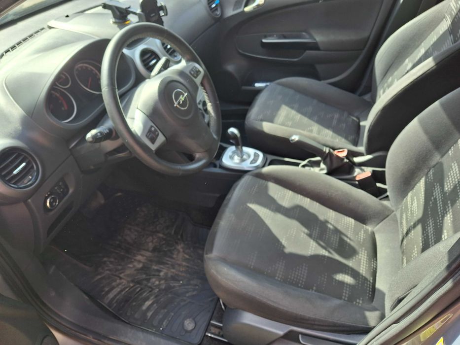 Autoturism Opel Corsa automat