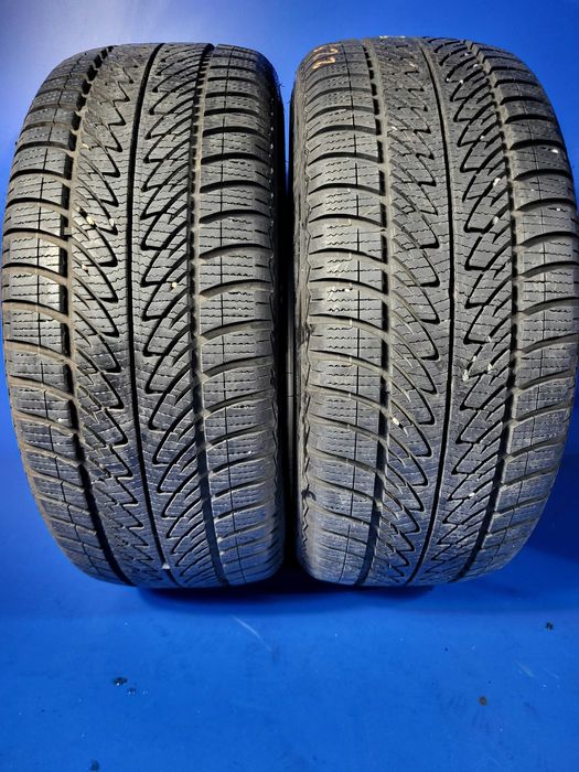 Vand 2 anvelope 225 40 18 m+s Goodyear Ultragrip 8 MO - foarte bune