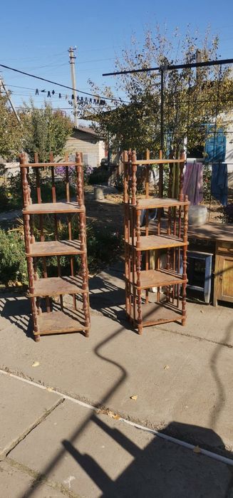 Продам этажерки в хорошем состоянии
