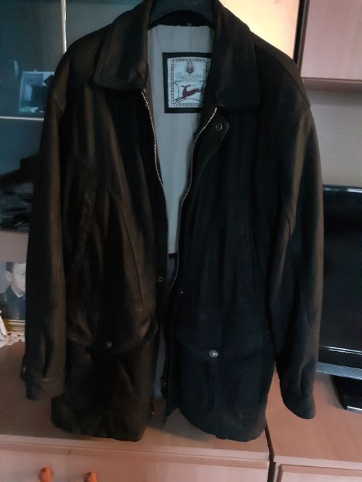 Vand geaca din piele