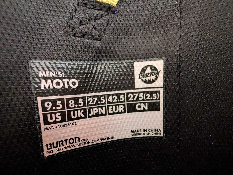 Boots snowboard Burton Moto marimea 42.5, cu strangere Speed Zone ™