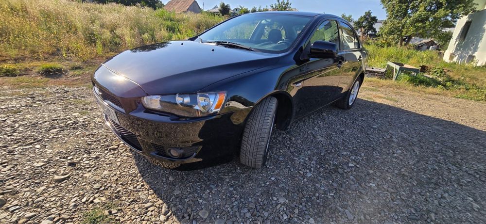 Mitsubishi Lancer 1.5 benzina