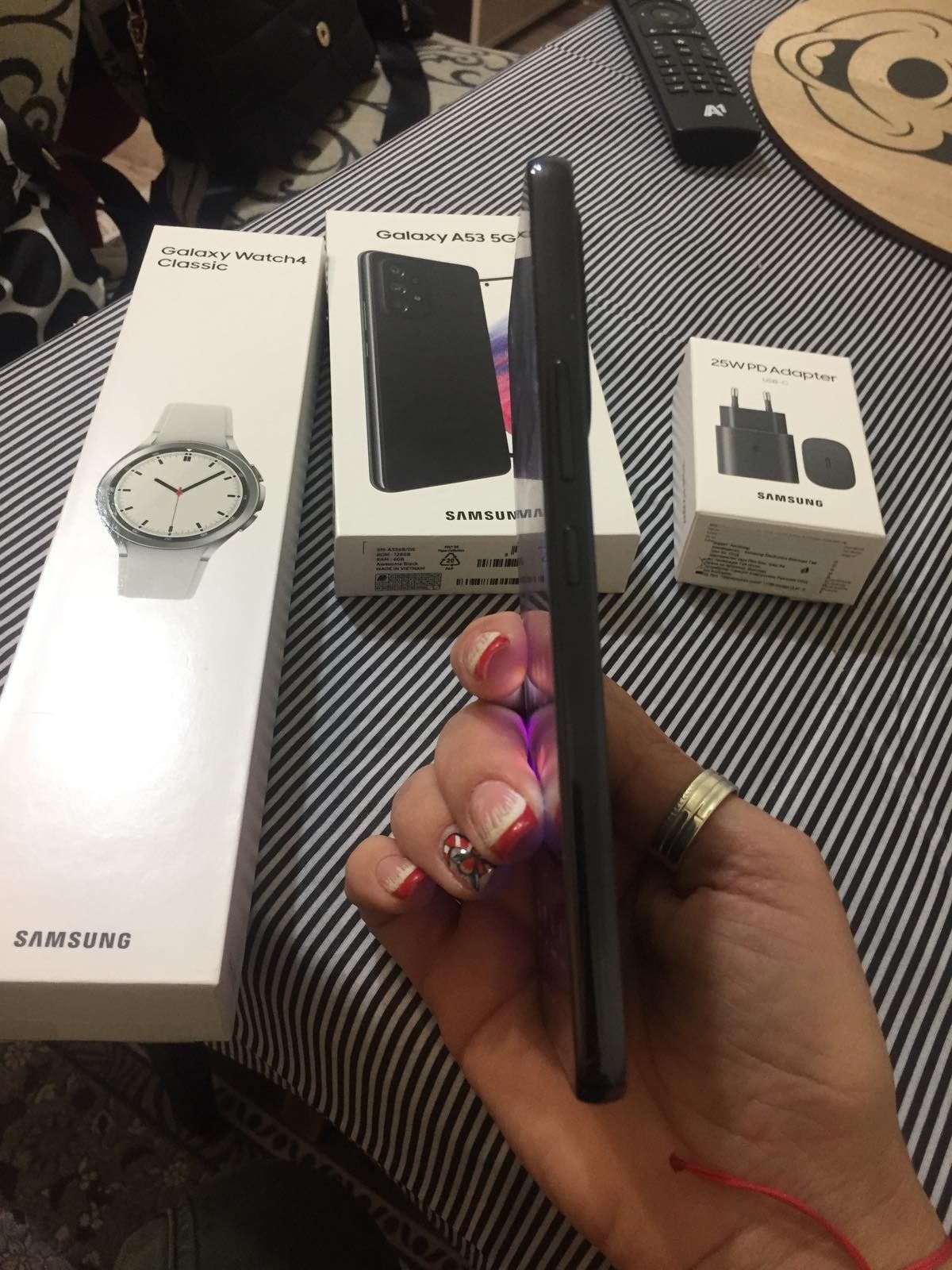 Продавам телефон samsung a53