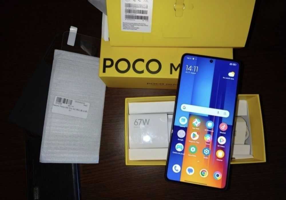 Vând sau Schimb Xiaomi Poco M6 Sigilat