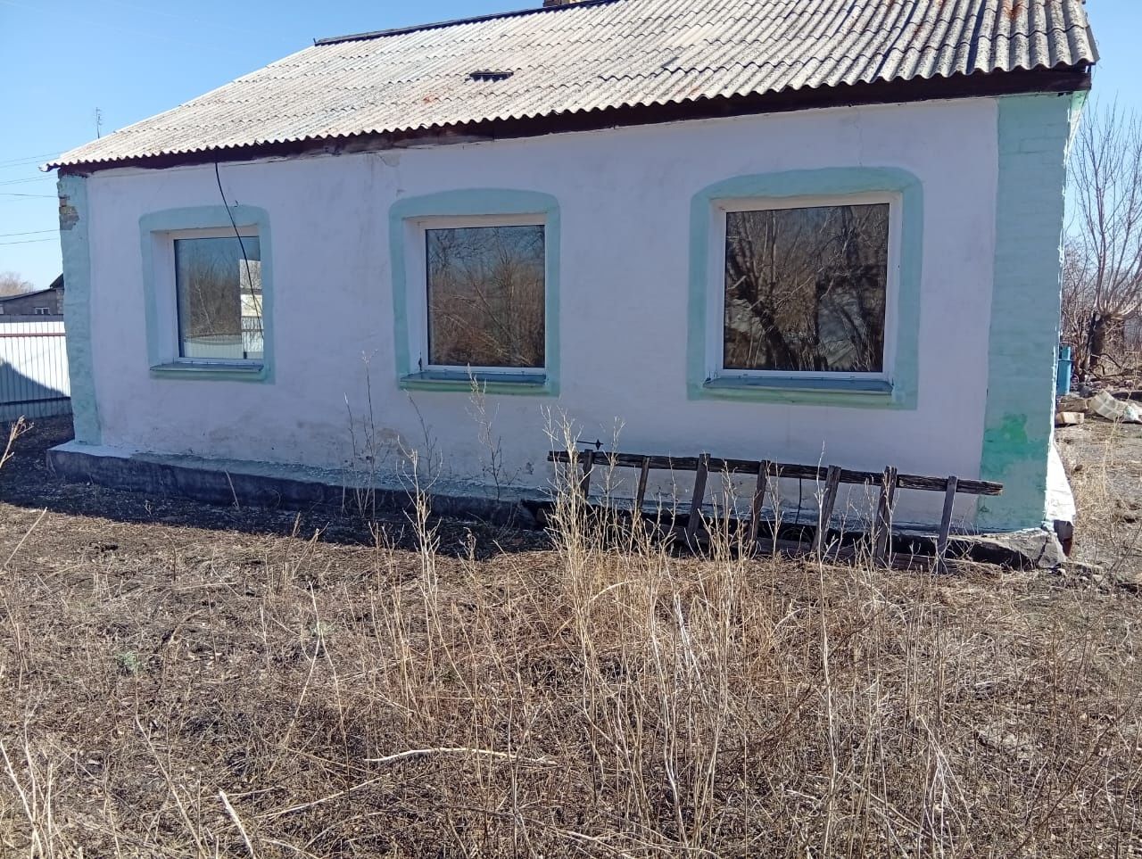 Продам дом на стройматериалы