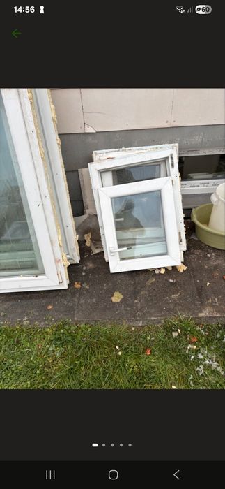 Ușă termopan de balcon