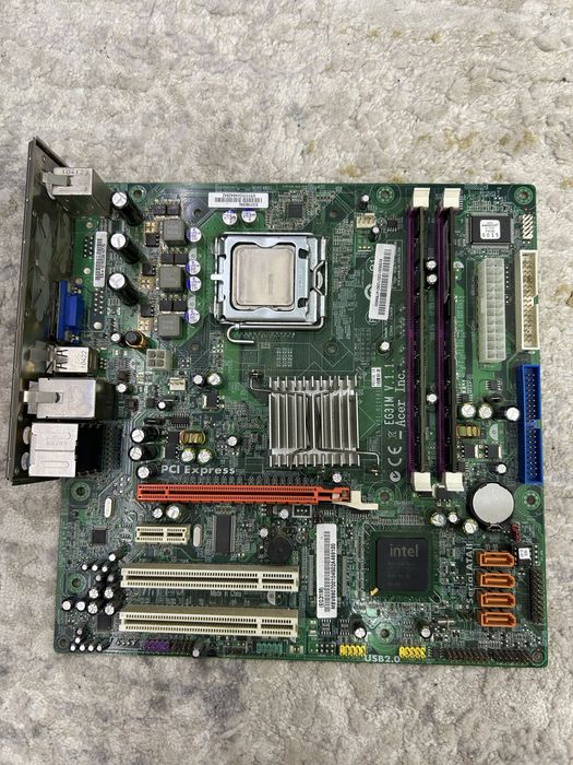 матертнская плата процессор и озу