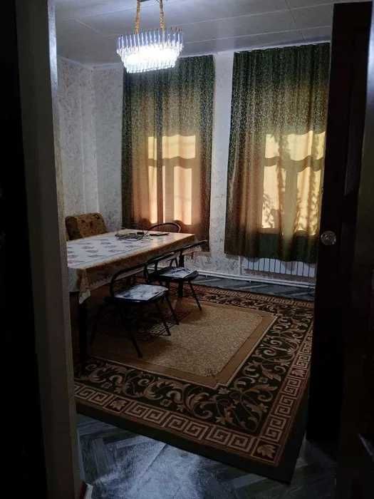 Срочно сдается дом 5 минутах от метро Буюк ипак йули,4 комнаты,4,5 сот