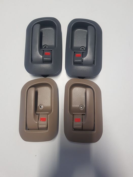 Ручки внутренние коричневые и серые на Toyota Sienna 98-03 MCL10