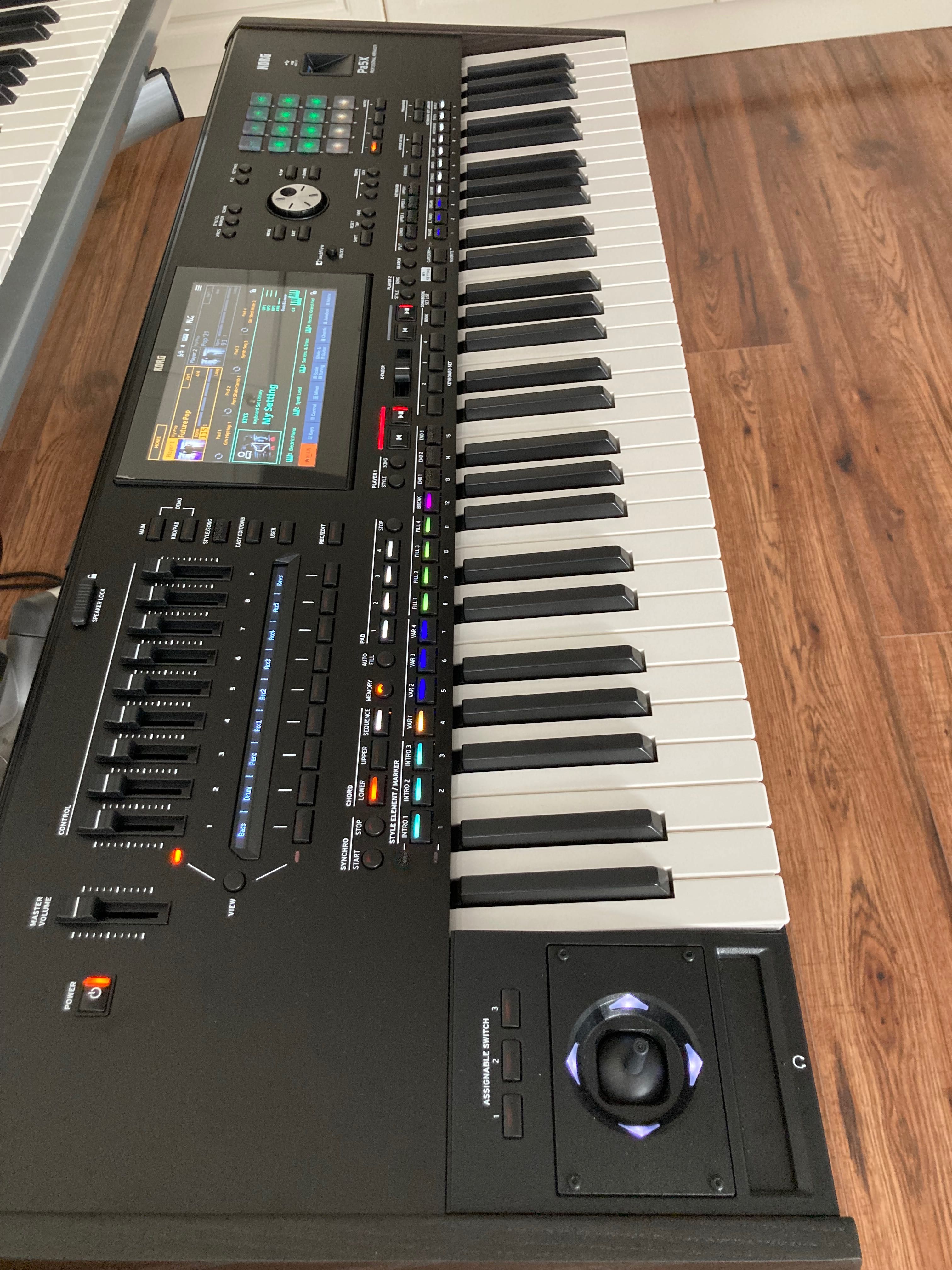 Korg PA 5X - 61 клавиша Синтезатор