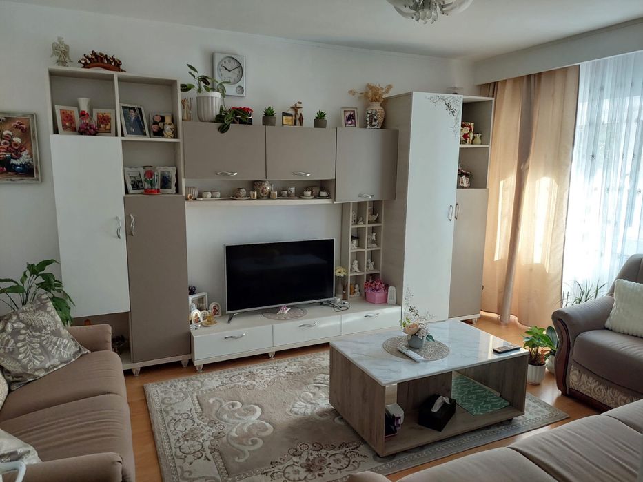 Apartament 4 camere decomandat ultracentral vis-a-vis Mall Central
