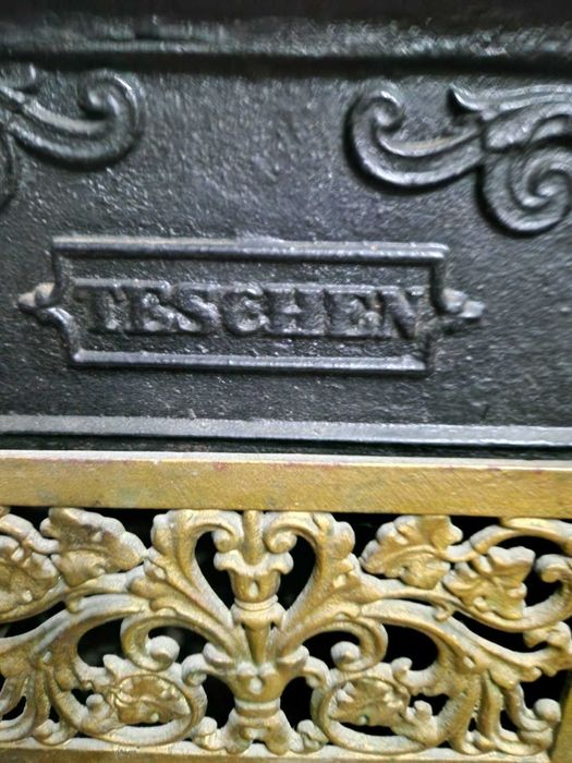 Soba fonta veche Tesghen