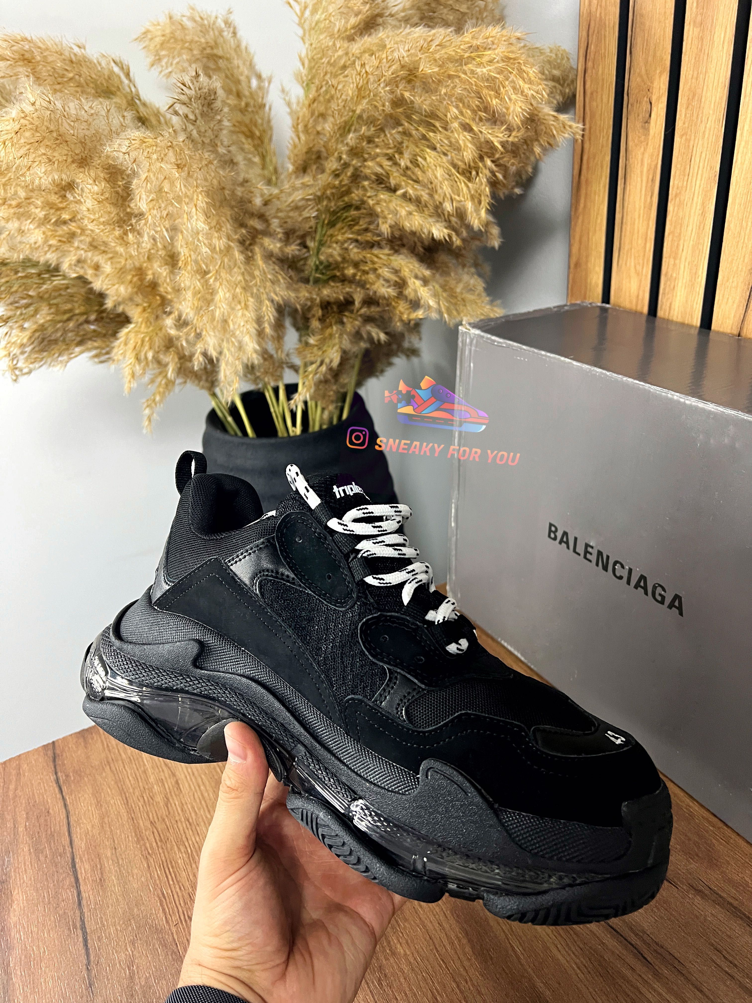38-44 Balenciaga Triple S Black