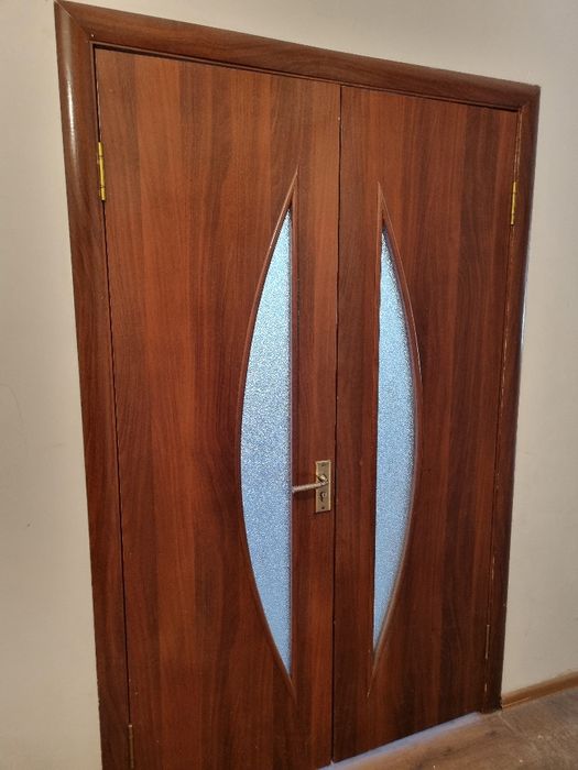 Қонақ бөлмеге арналған есік