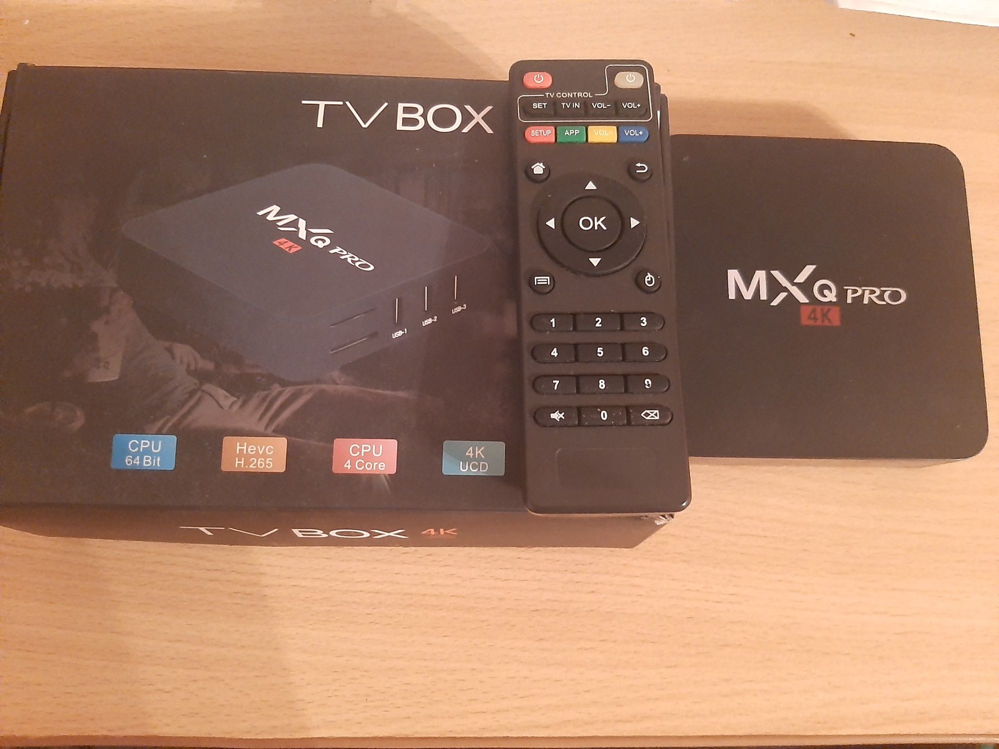 Продам приставку TV box