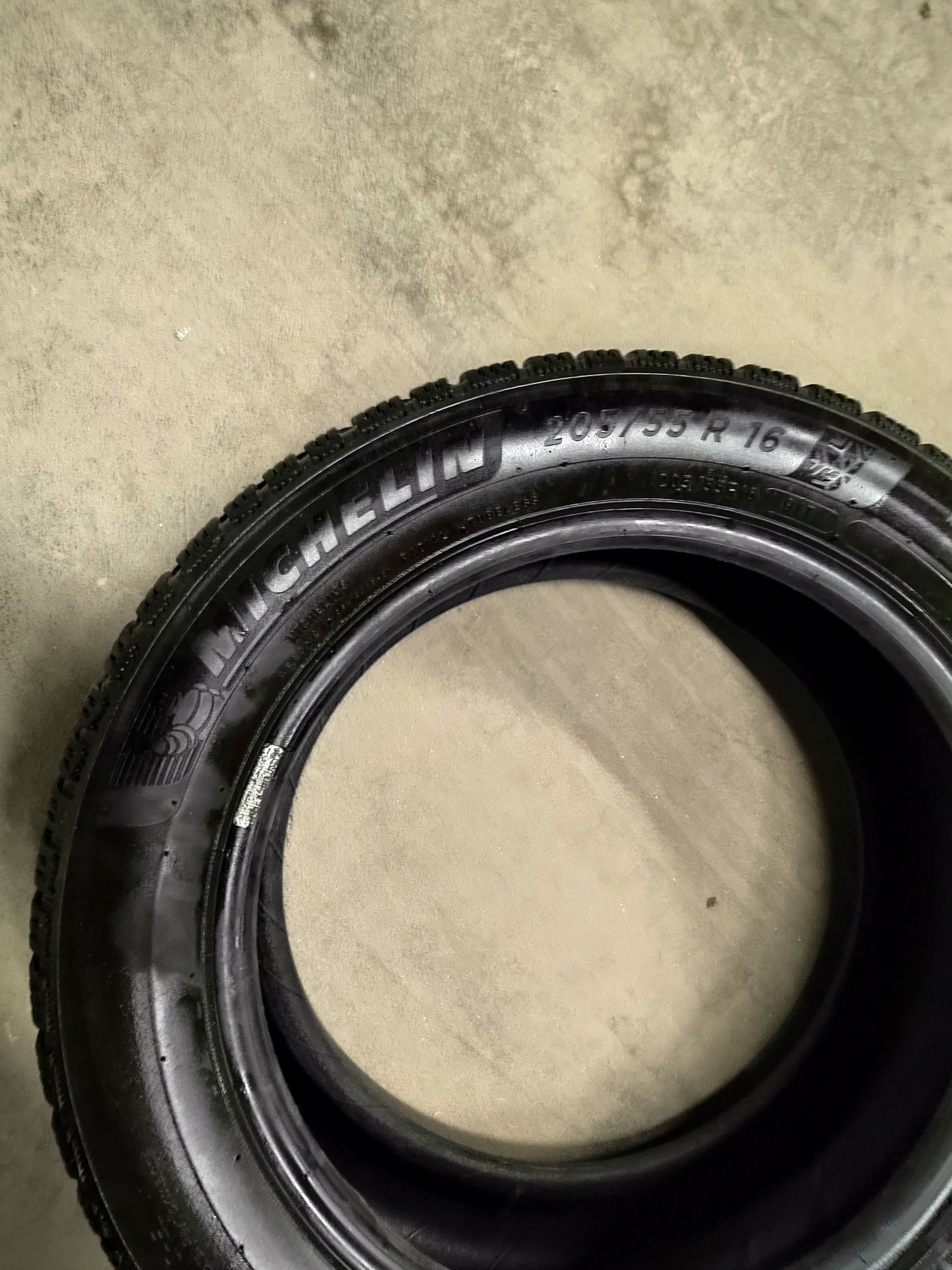 Зимни гуми Michelin 205 55 16