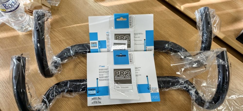 Шосейни/Гравел кормила Шимано PRO DISCOVER,VIBE ALLOY 31.8x420 DI2