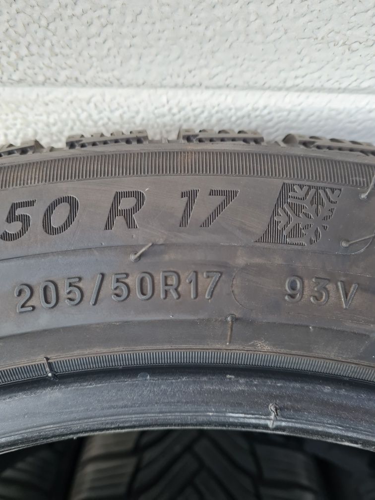 Зимни гуми 4 броя MICHELIN Alpin6 205 50 R17 дот 4419