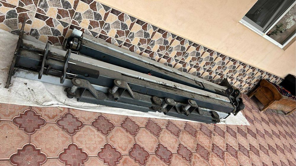 Elevator auto electric-șurub 3,5 tone – perfect funcțional