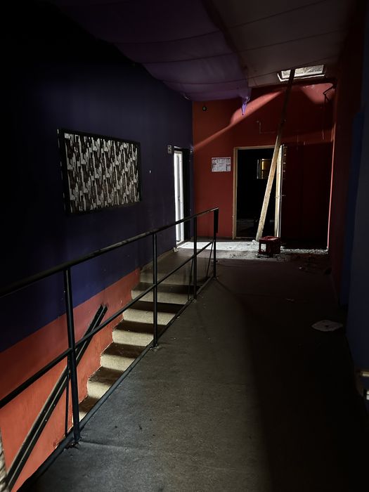 Vand spatiu Comercial Gugesti