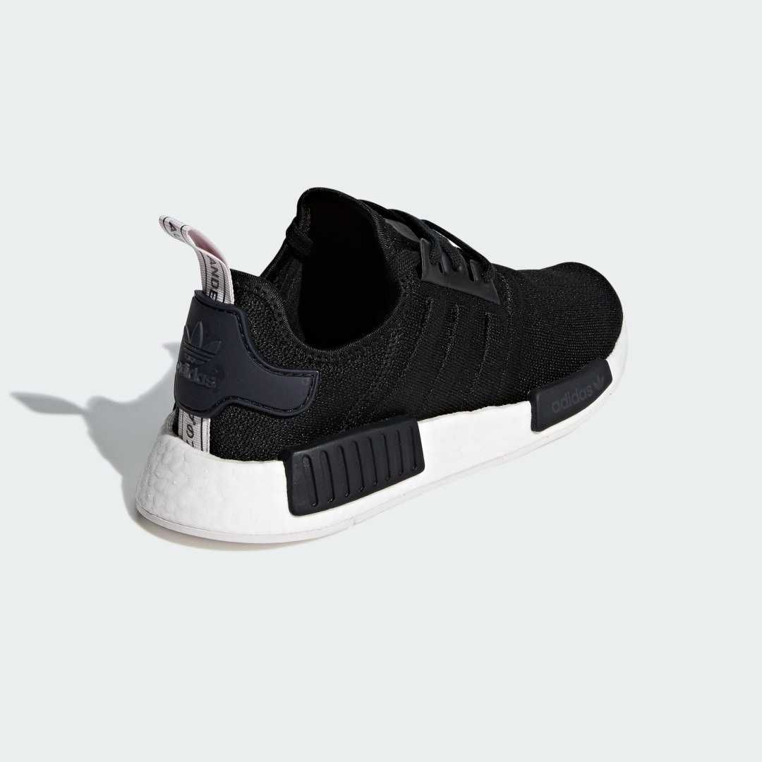 Оригинални дамски маратонки * ADIDAS NMD_R1 * EU40 2/3