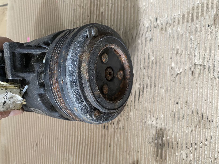 Compresor clima Bmw seria 3 e46 x3 e83 2.0d M47 cod6905643